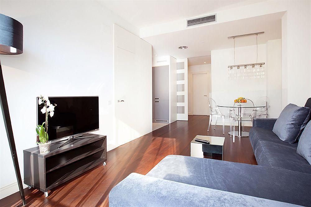Aspasios Catedral Apartments Барселона Екстериор снимка