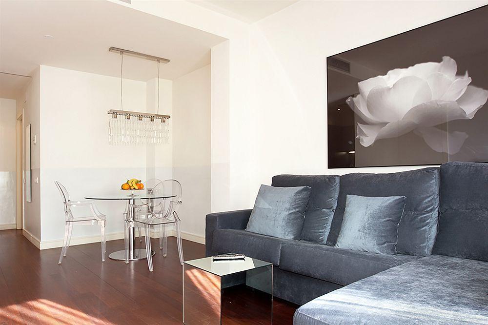Aspasios Catedral Apartments Барселона Екстериор снимка