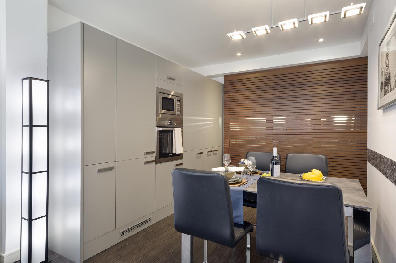 Aspasios Catedral Apartments Барселона Екстериор снимка