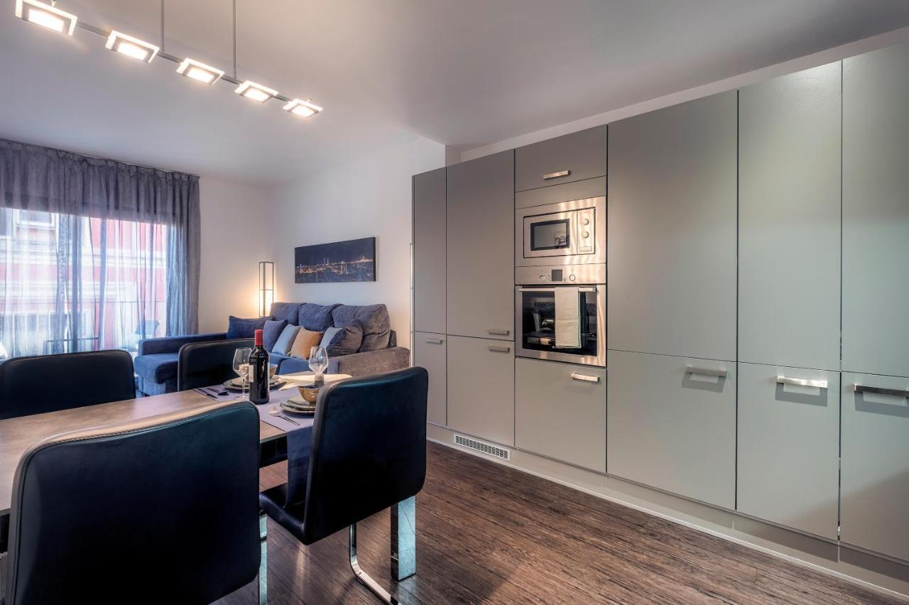 Aspasios Catedral Apartments Барселона Екстериор снимка
