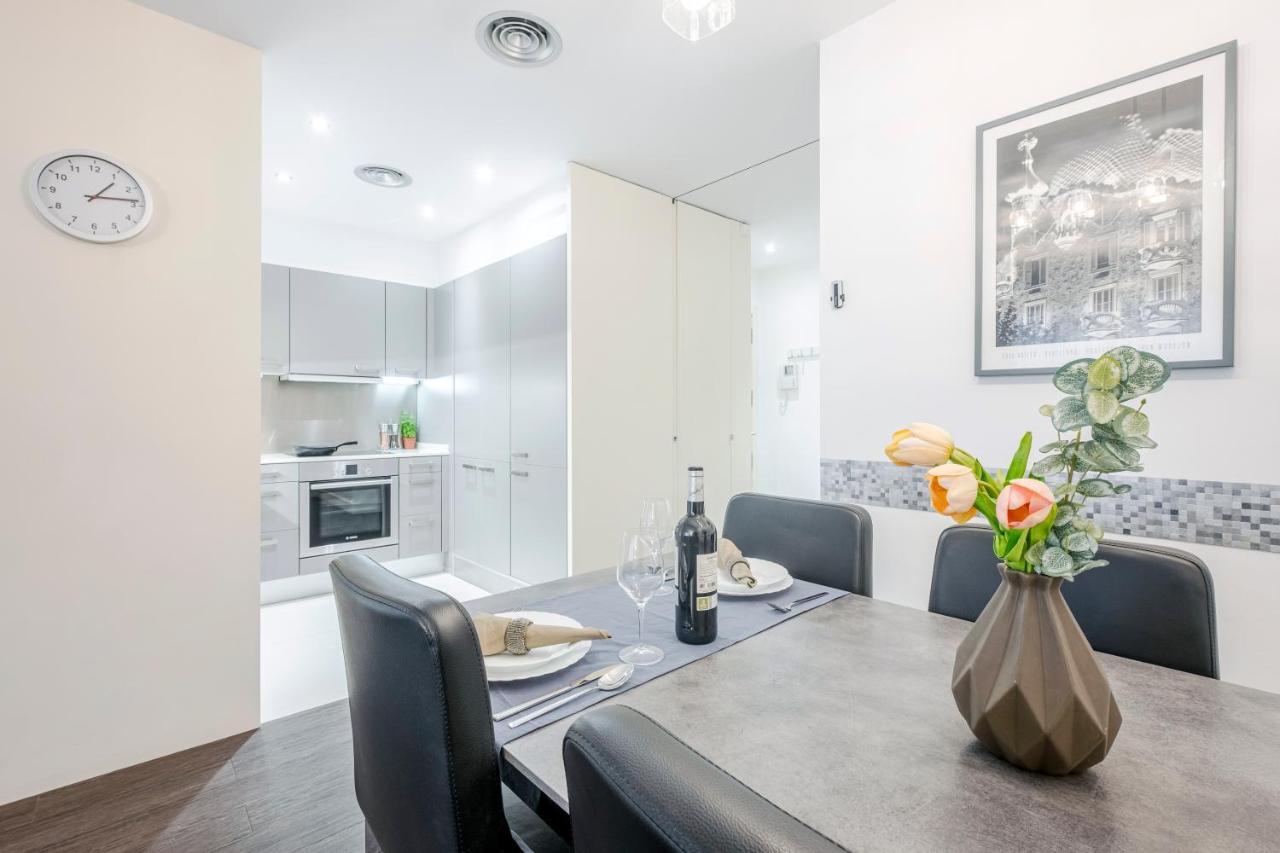 Aspasios Catedral Apartments Барселона Екстериор снимка